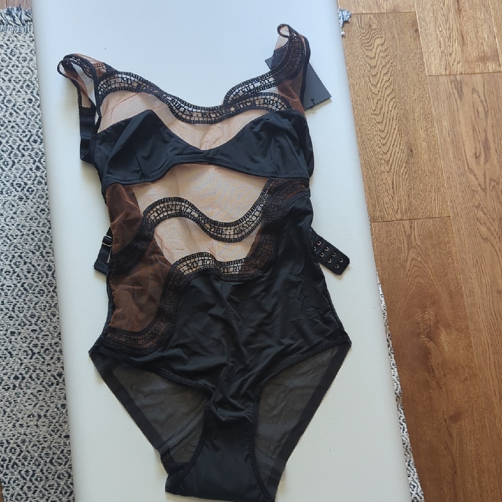 Thistle and Spire Manifesto Black and Toffee Bodysuit - Picture 4 of 8